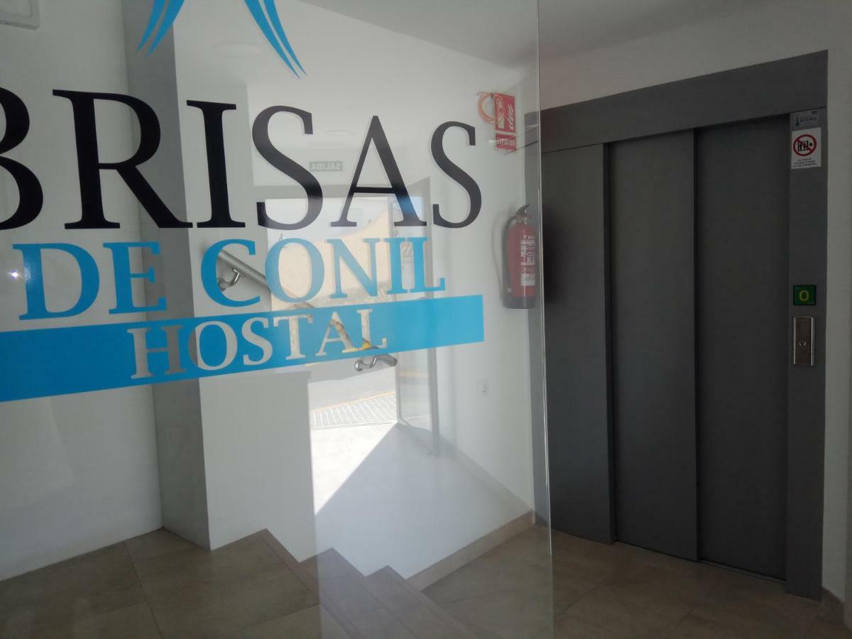 Hostal Brisas De Conil Кониль-де-ла-Фронтера Экстерьер фото