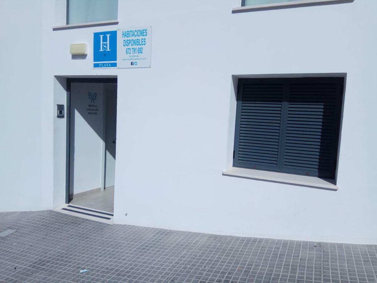 Hostal Brisas De Conil Кониль-де-ла-Фронтера Экстерьер фото